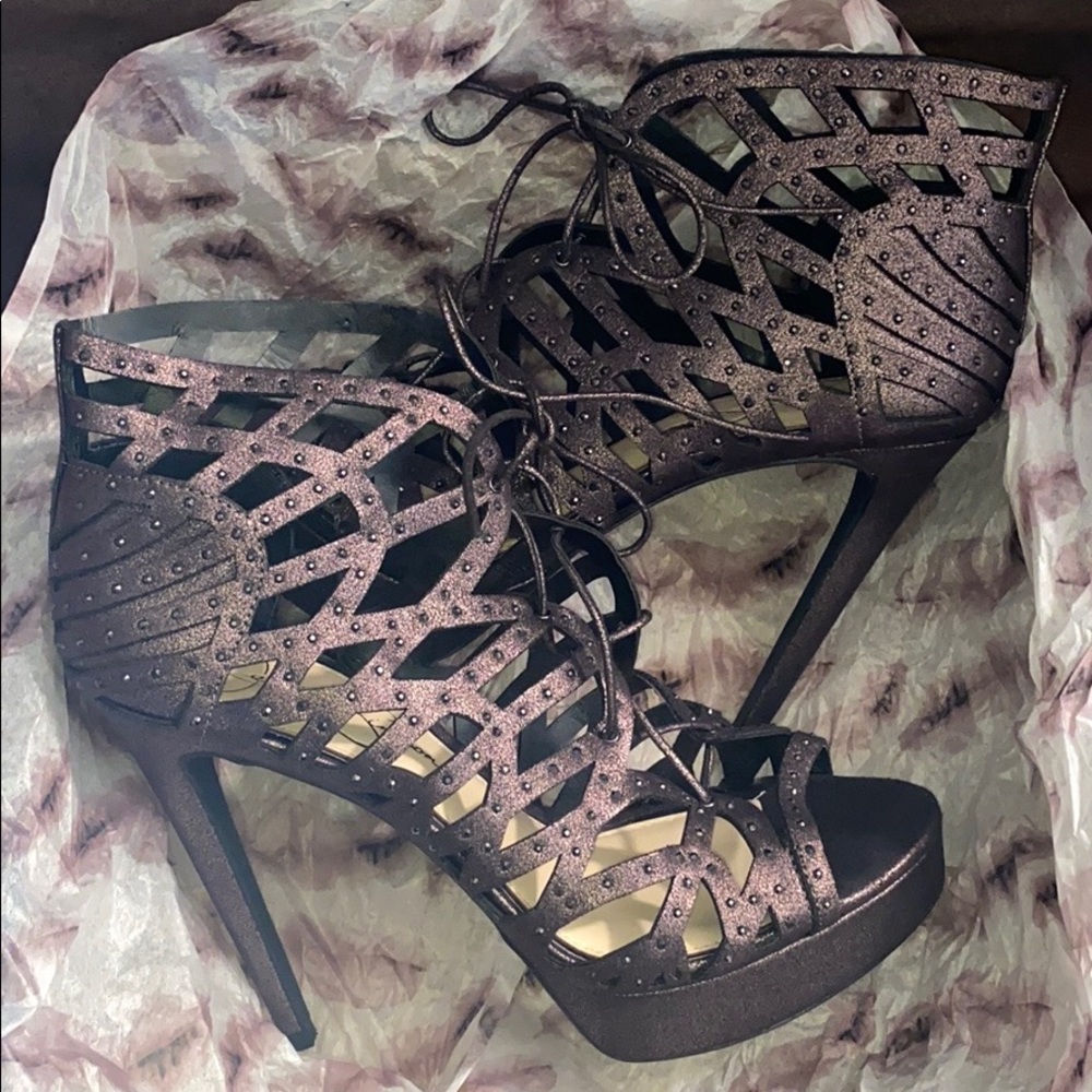 🔴 Jessica Simpson Stiletto Peep Toe Booties